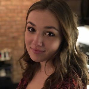 Meet your Posher, Elizabeth